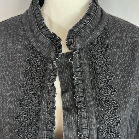 Simon Chang Black Embroidered Lace Detail Denim Jacket - Picture 3 of 14